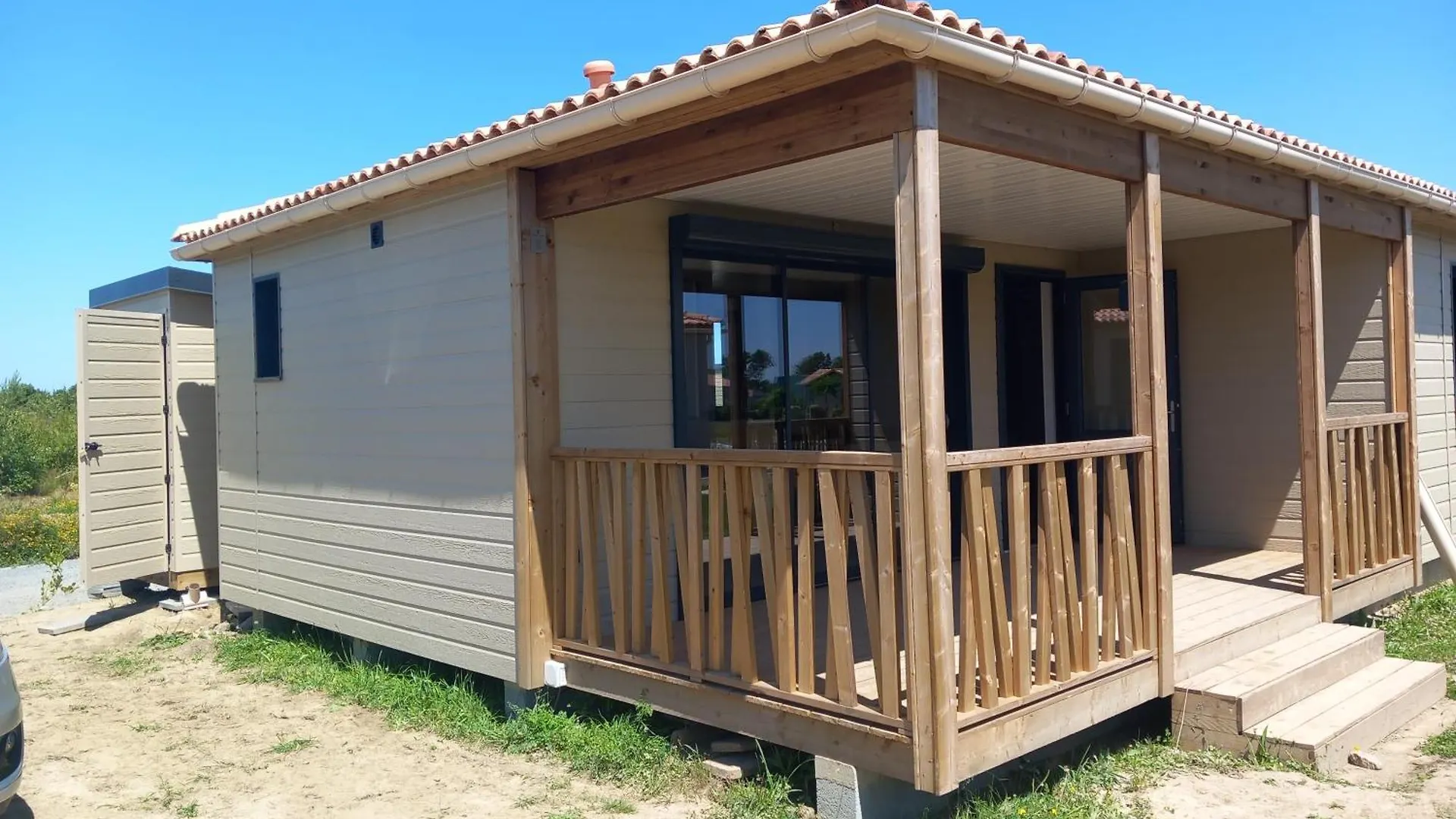 Campsite Chalet Dans Domaine Avec Piscine Marzan France