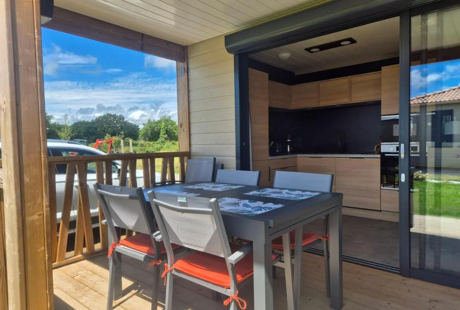 Campsite Chalet Dans Domaine Avec Piscine Marzan